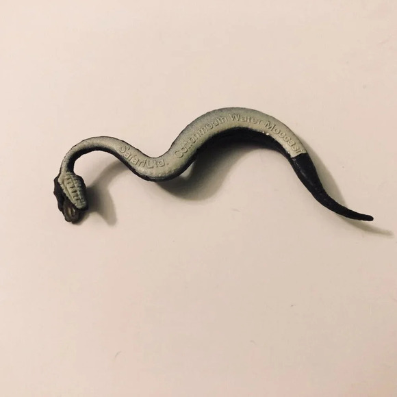 Lot of 5 Safari Ltd Animal Figures Small Snake Dog Stegosaurus Dinosaur - Picture 6 of 16